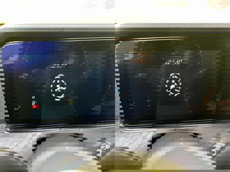 Image Mercedes-Benz 汃獡敳䔠䈠牥楬敮 200 2.0 184 Avantgarde Carplay Clim Bi-zone Caméra PA Sièges élec chauffants Bluetooth Toit ouvrant 